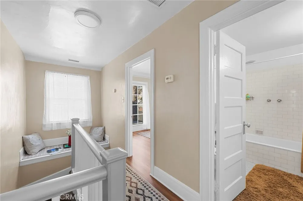 428 S Hoover. ST. Los Angeles, CA 90020