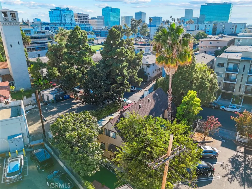 428 S Hoover. ST. Los Angeles, CA 90020