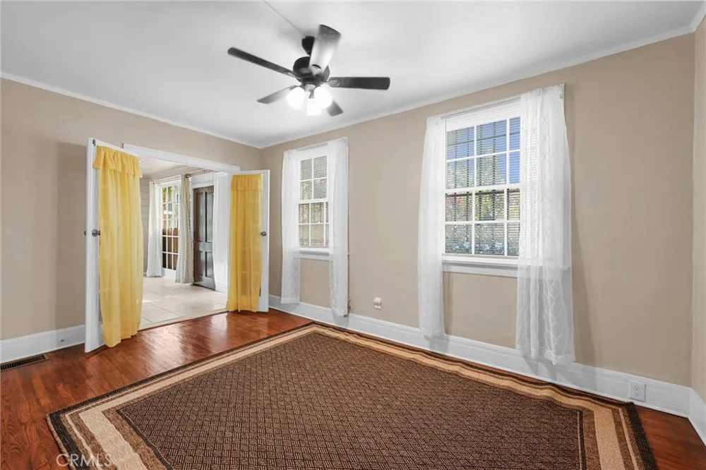 428 S Hoover. ST. Los Angeles, CA 90020
