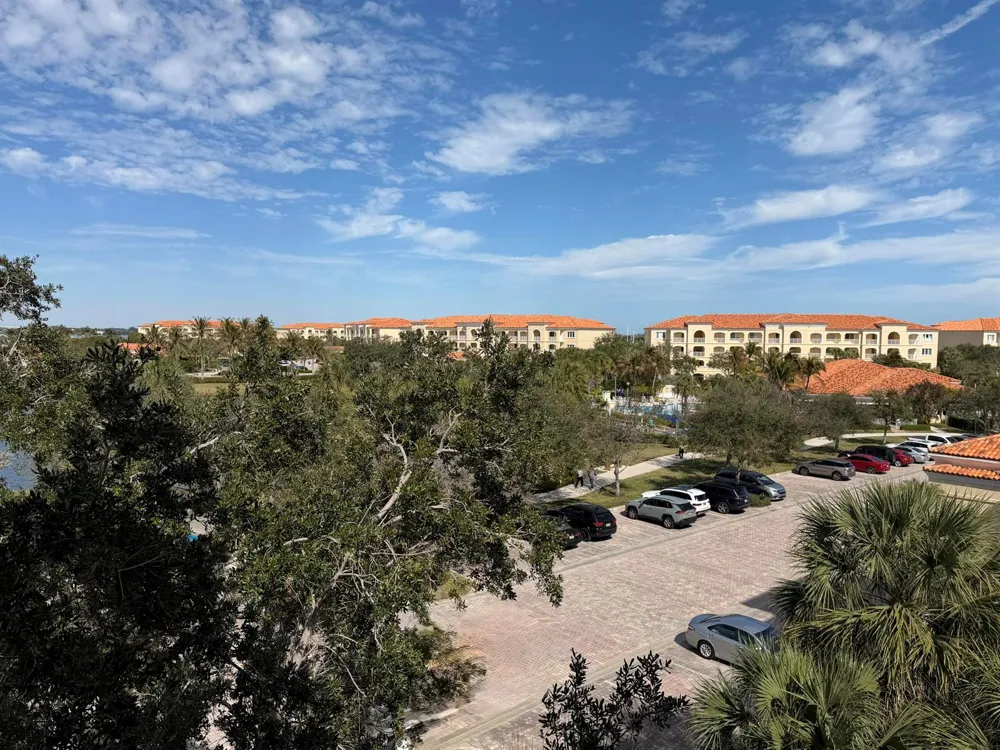 29 Harbour Isle Drive W #Ph01 Hutchinson Island, FL 34949