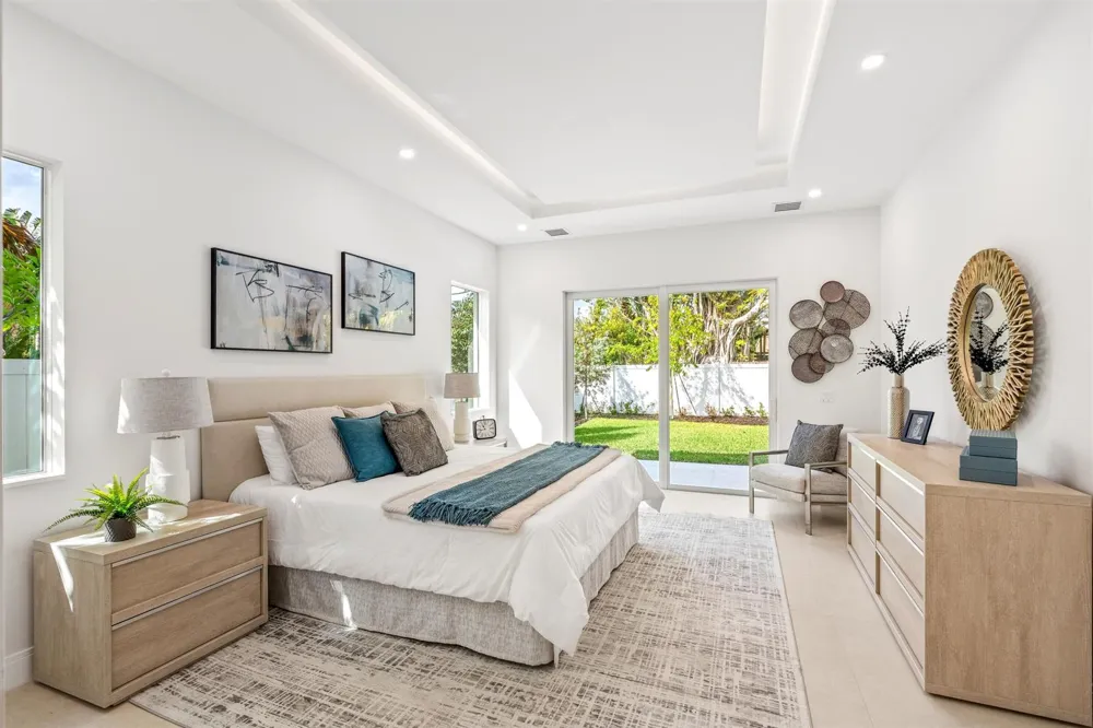 417 Lake Drive Delray Beach, FL 33444