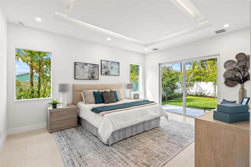 417 Lake Drive Delray Beach, FL 33444