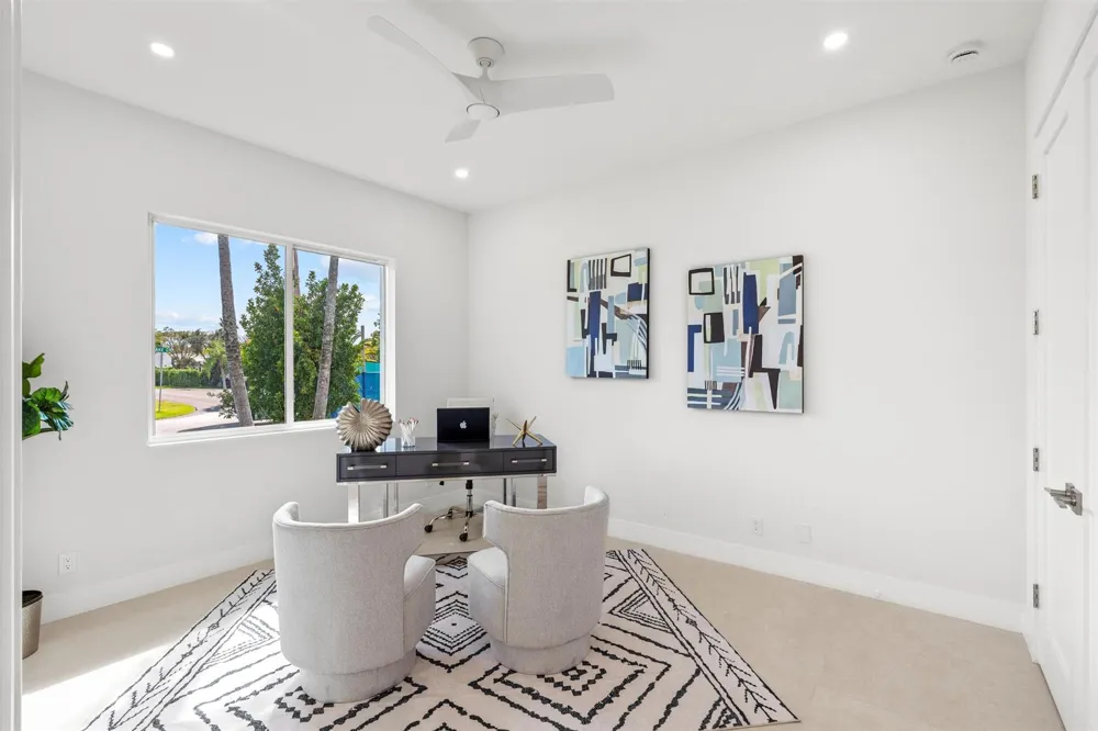 417 Lake Drive Delray Beach, FL 33444