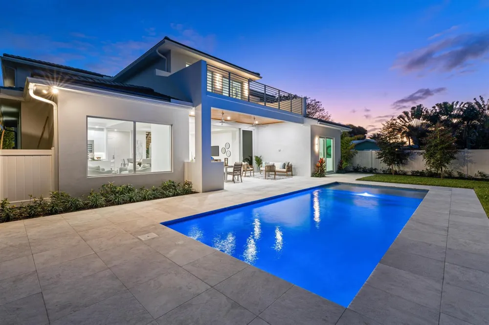 417 Lake Drive Delray Beach, FL 33444
