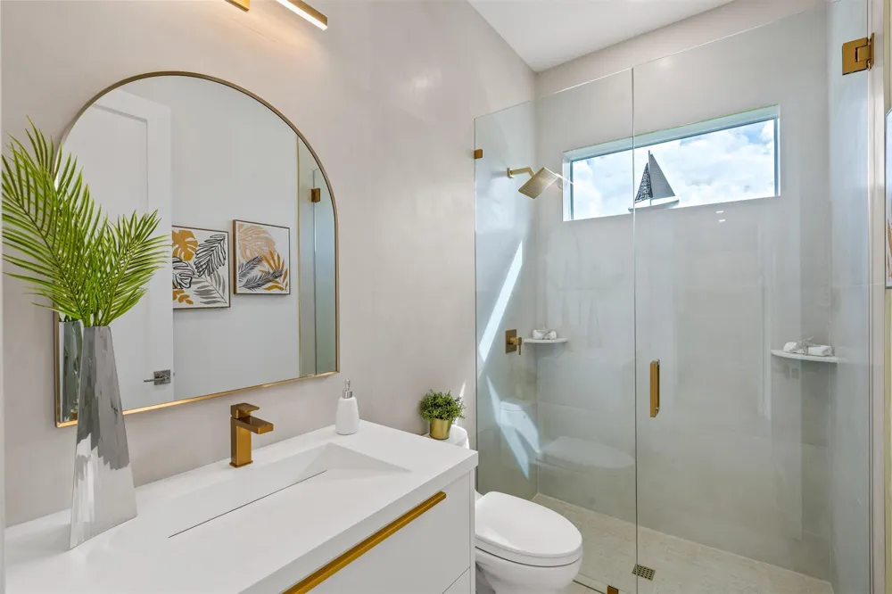 417 Lake Drive Delray Beach, FL 33444
