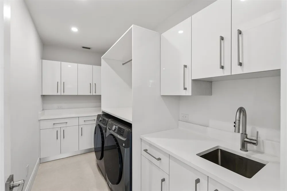 417 Lake Drive Delray Beach, FL 33444