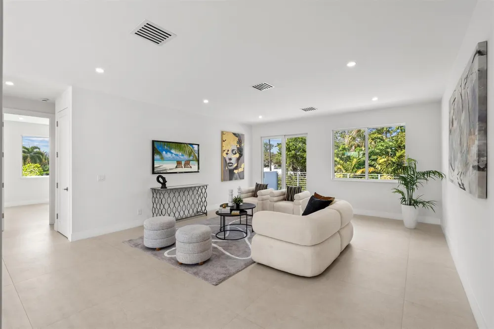 417 Lake Drive Delray Beach, FL 33444