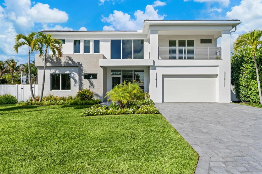 417 Lake Drive Delray Beach, FL 33444