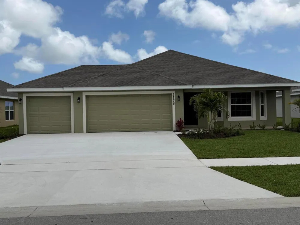 5736 Waterstone Boulevard Fort Pierce, FL 34951