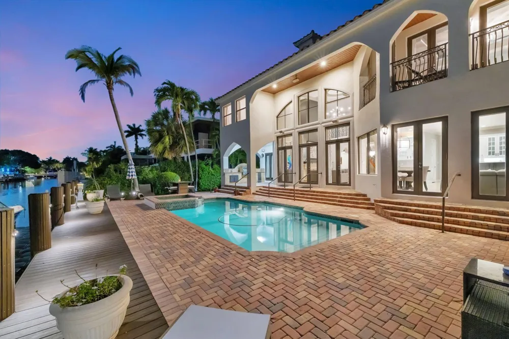 2406 Barcelona Drive Fort Lauderdale, FL 33301
