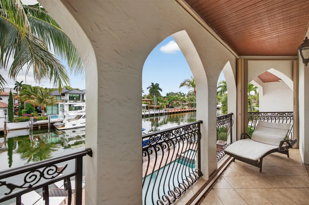 2406 Barcelona Drive Fort Lauderdale, FL 33301