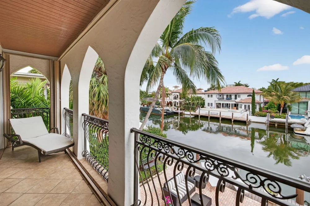 2406 Barcelona Drive Fort Lauderdale, FL 33301