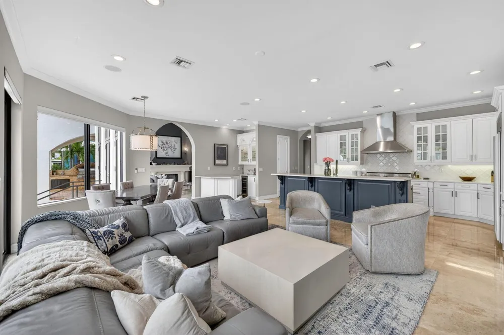 2406 Barcelona Drive Fort Lauderdale, FL 33301