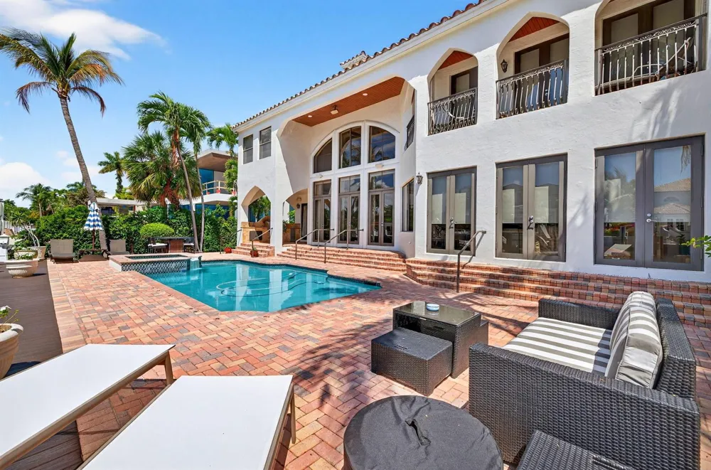 2406 Barcelona Drive Fort Lauderdale, FL 33301