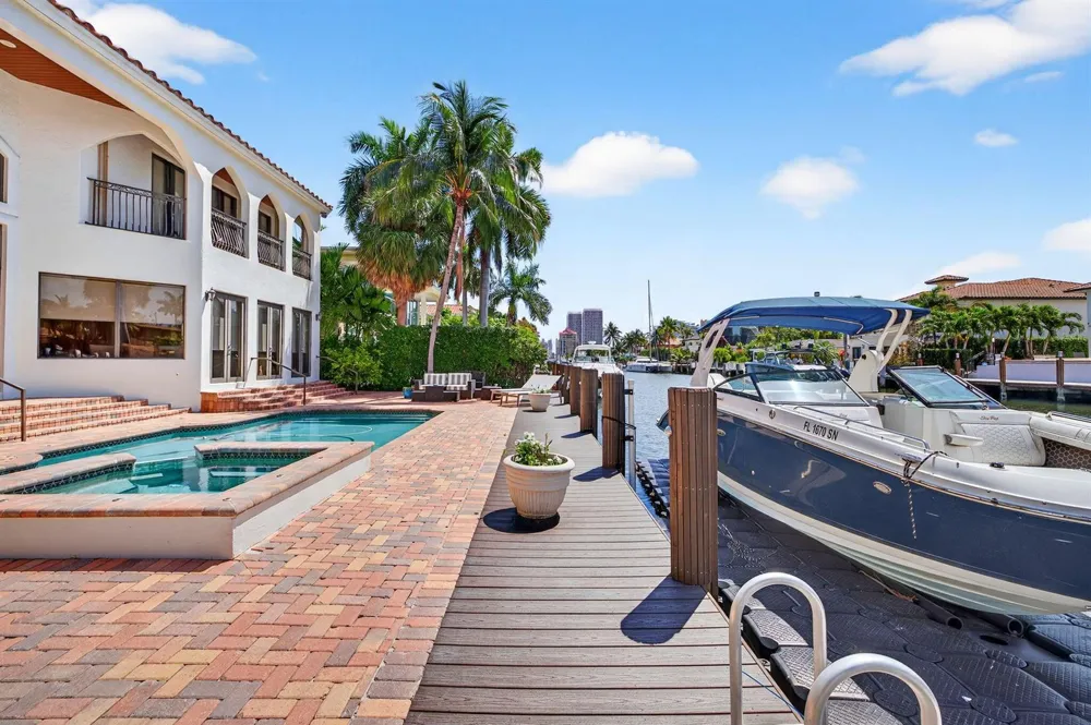 2406 Barcelona Drive Fort Lauderdale, FL 33301