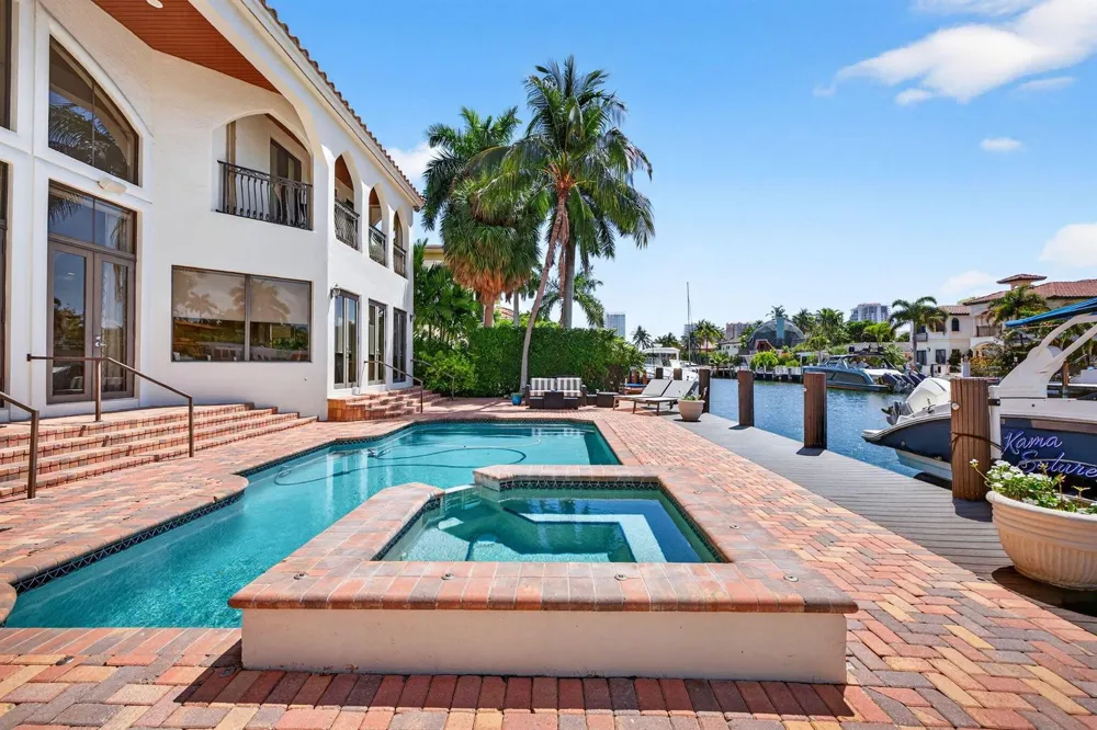 2406 Barcelona Drive Fort Lauderdale, FL 33301