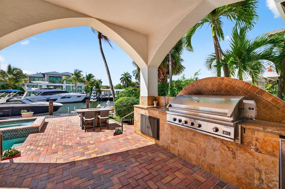 2406 Barcelona Drive Fort Lauderdale, FL 33301