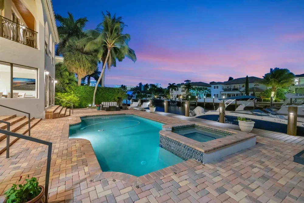 2406 Barcelona Drive Fort Lauderdale, FL 33301