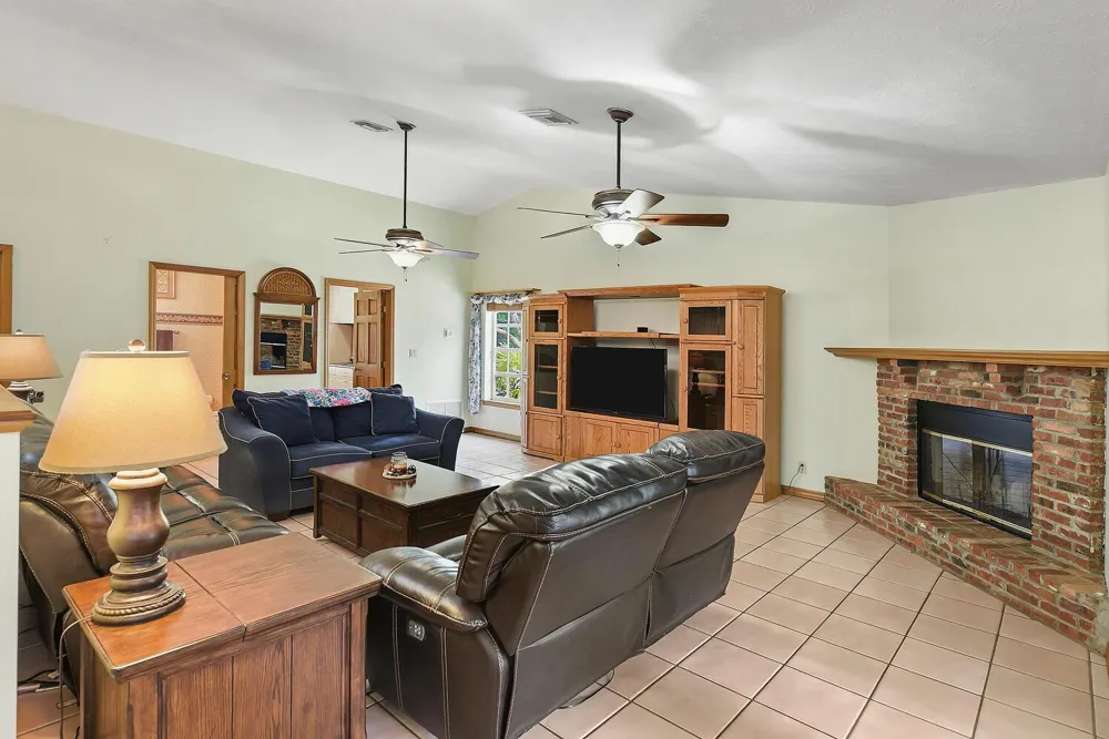16244 E Downers Drive Loxahatchee, FL 33470