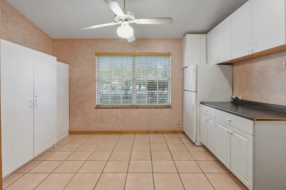 16244 E Downers Drive Loxahatchee, FL 33470