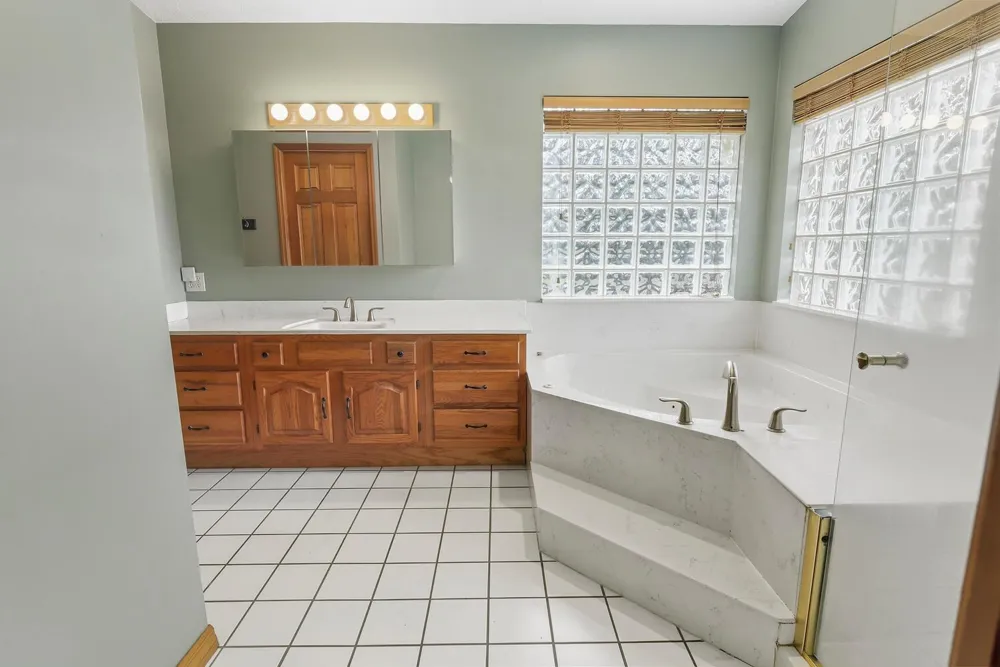16244 E Downers Drive Loxahatchee, FL 33470