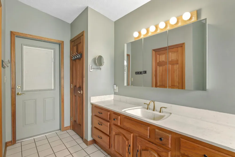 16244 E Downers Drive Loxahatchee, FL 33470