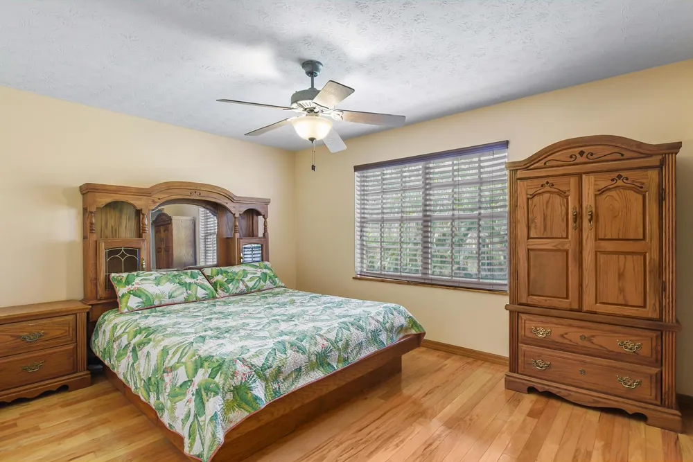 16244 E Downers Drive Loxahatchee, FL 33470