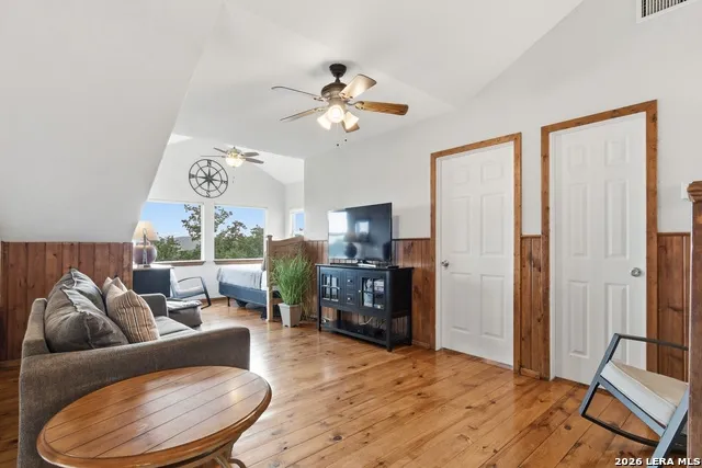 100 Indian Paint Brush Trl. Concan, TX 78838
