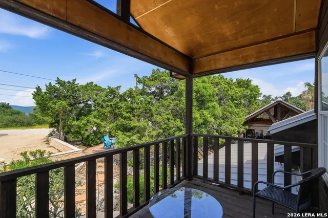 100 Indian Paint Brush Trl. Concan, TX 78838