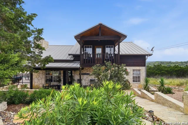 100 Indian Paint Brush Trl. Concan, TX 78838