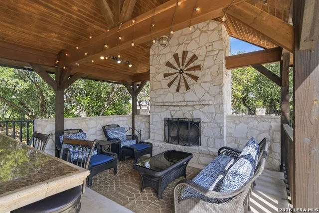 100 Indian Paint Brush Trl. Concan, TX 78838