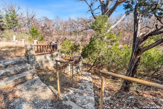 100 Indian Paint Brush Trl. Concan, TX 78838