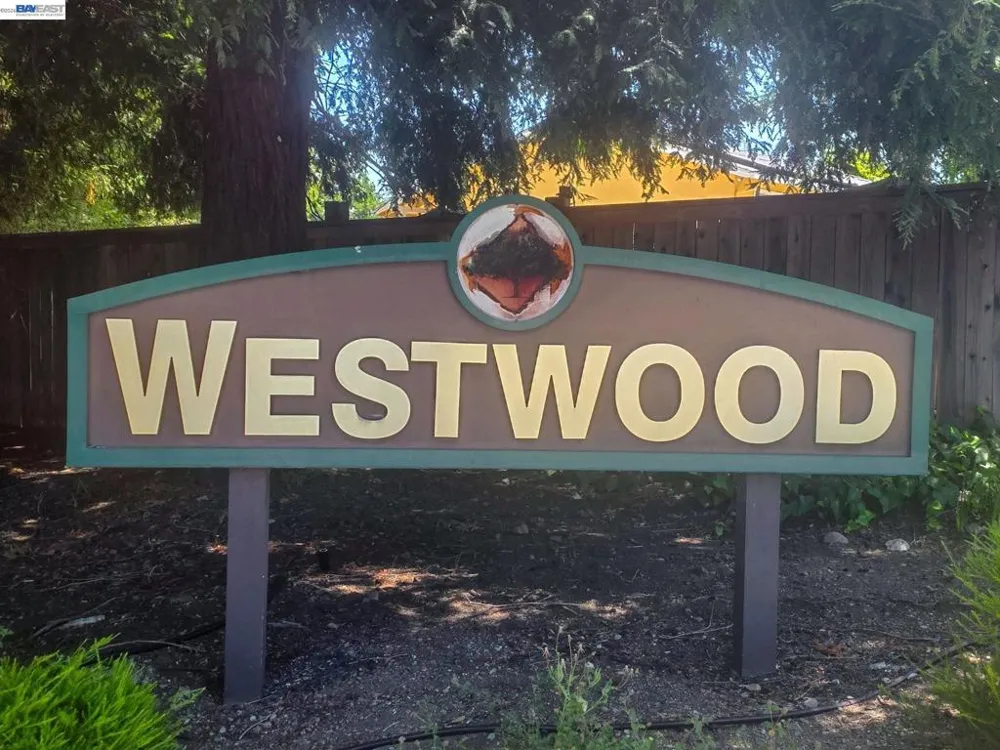 1546 Ohara Ct Clayton, CA 94517