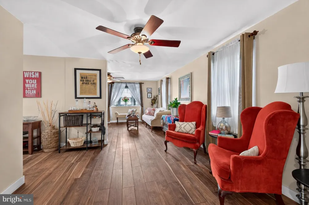 560 HOLMES ROAD Morton, PA 19070