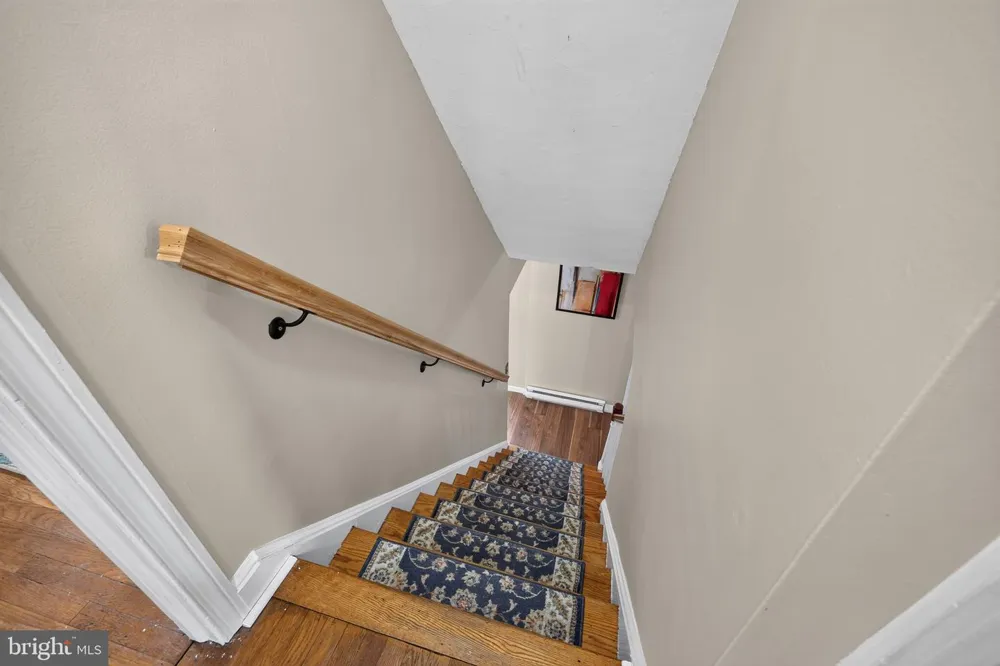 560 HOLMES ROAD Morton, PA 19070
