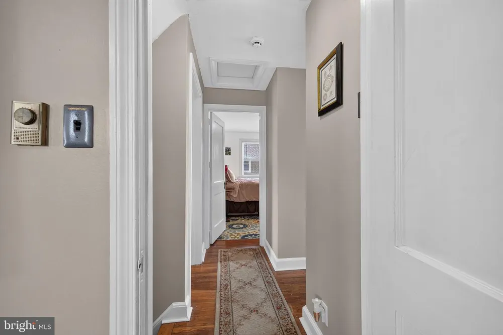 560 HOLMES ROAD Morton, PA 19070