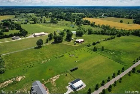 4109 Loves Creek Marion Township, MI 48843