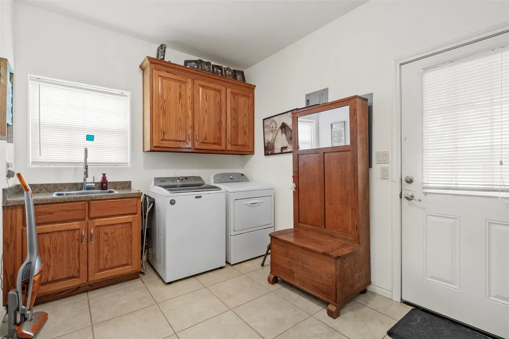 5835 Fm 1744 Hico, TX 76457
