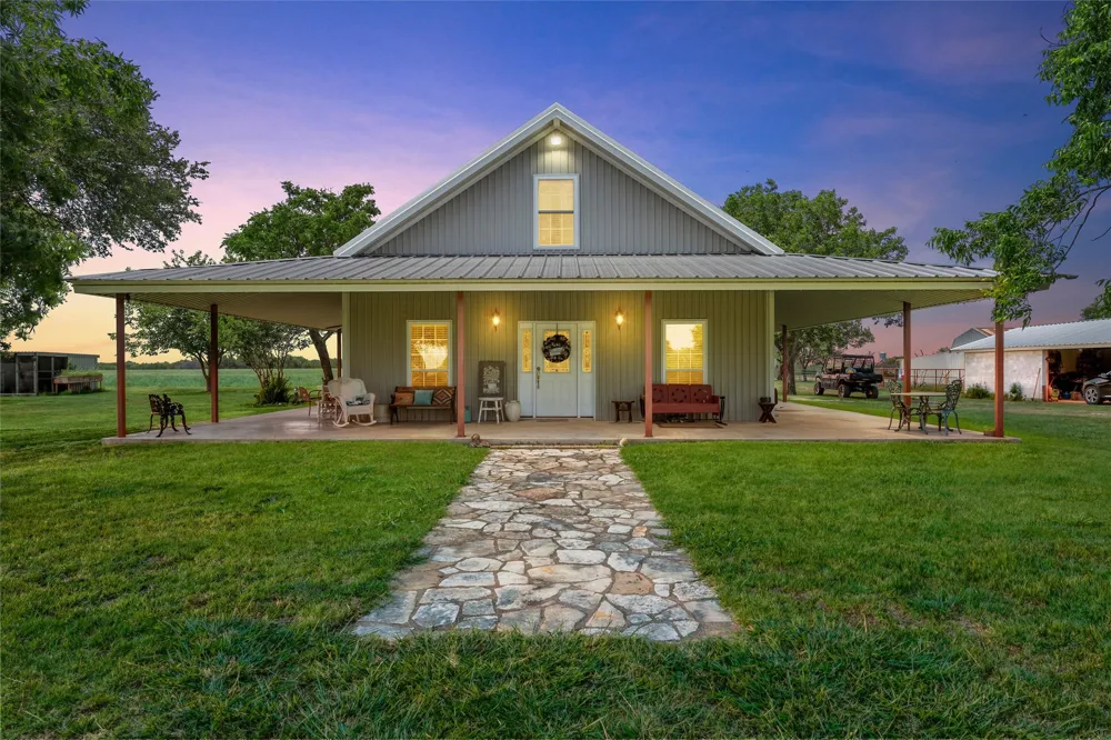 5835 Fm 1744 Hico, TX 76457