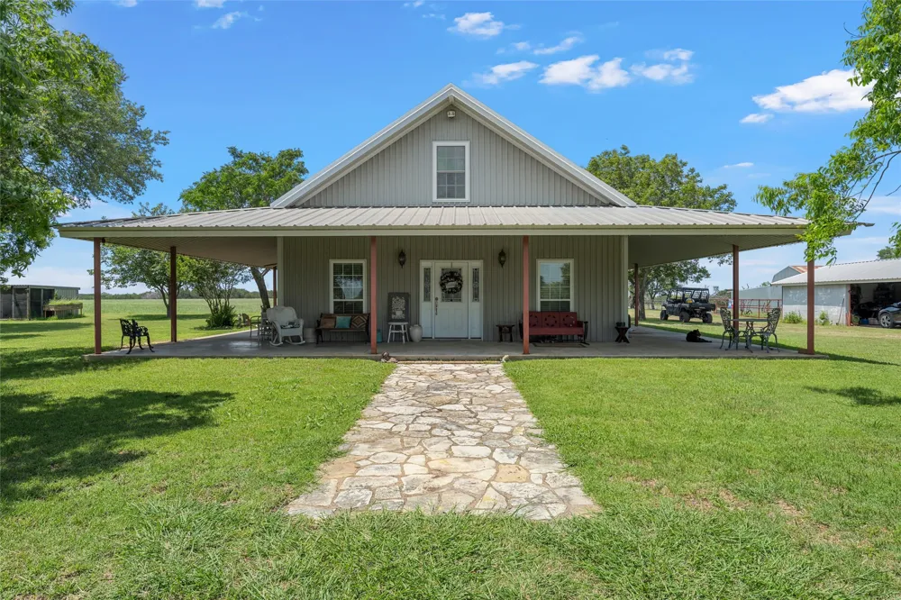 5835 Fm 1744 Hico, TX 76457