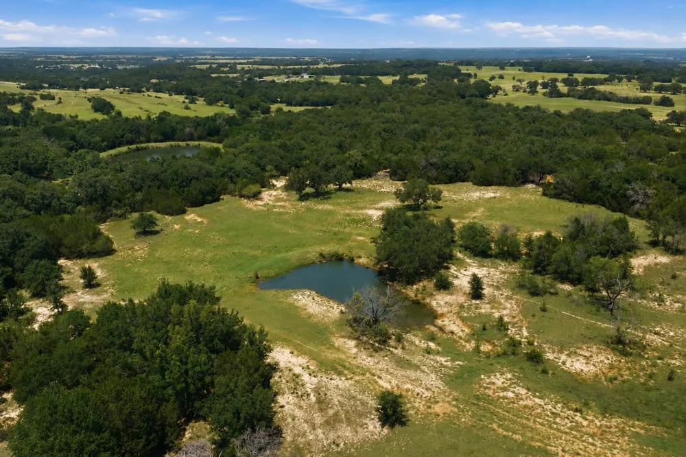 5835 Fm 1744 Hico, TX 76457