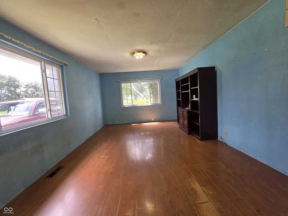 1209 Shelby Street Alexandria, IN 46001