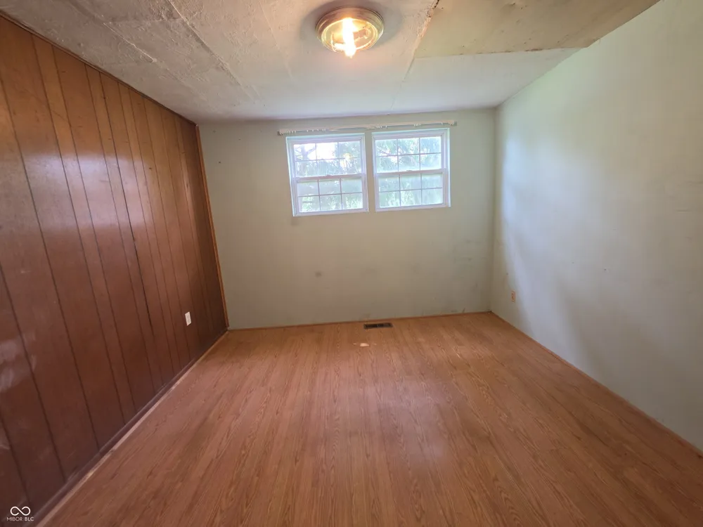 1209 Shelby Street Alexandria, IN 46001