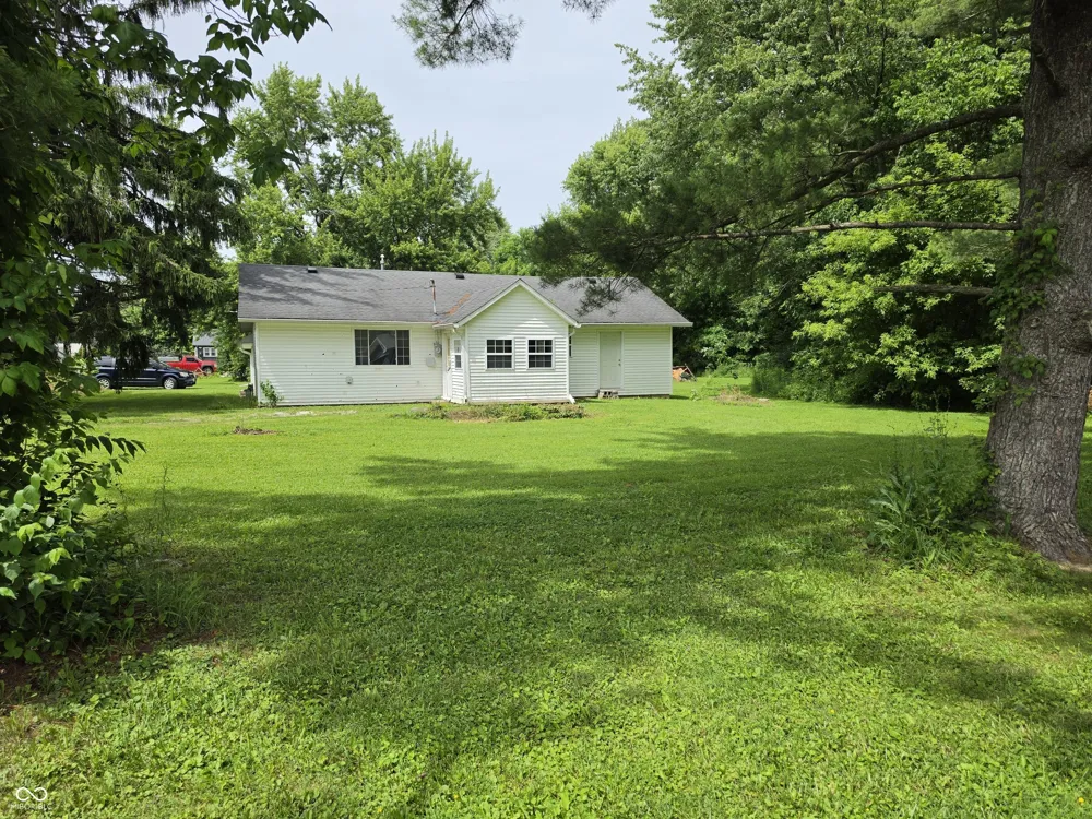 1209 Shelby Street Alexandria, IN 46001