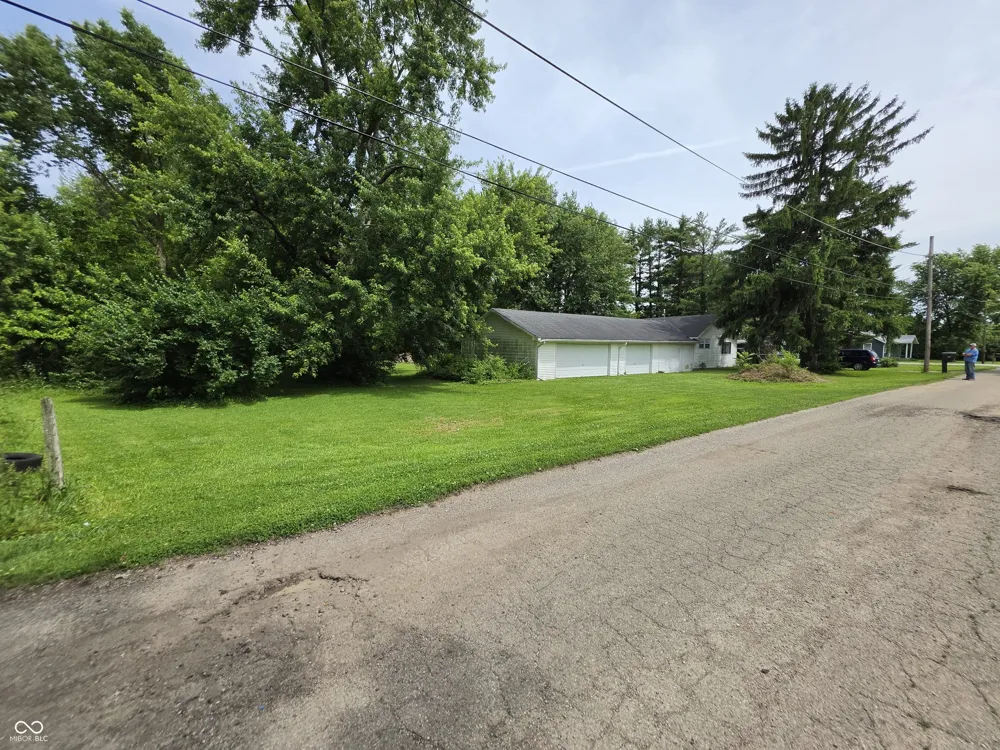 1209 Shelby Street Alexandria, IN 46001