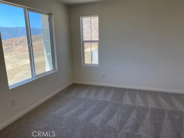 934 Helena Ridge Lake Elsinore, CA 92530
