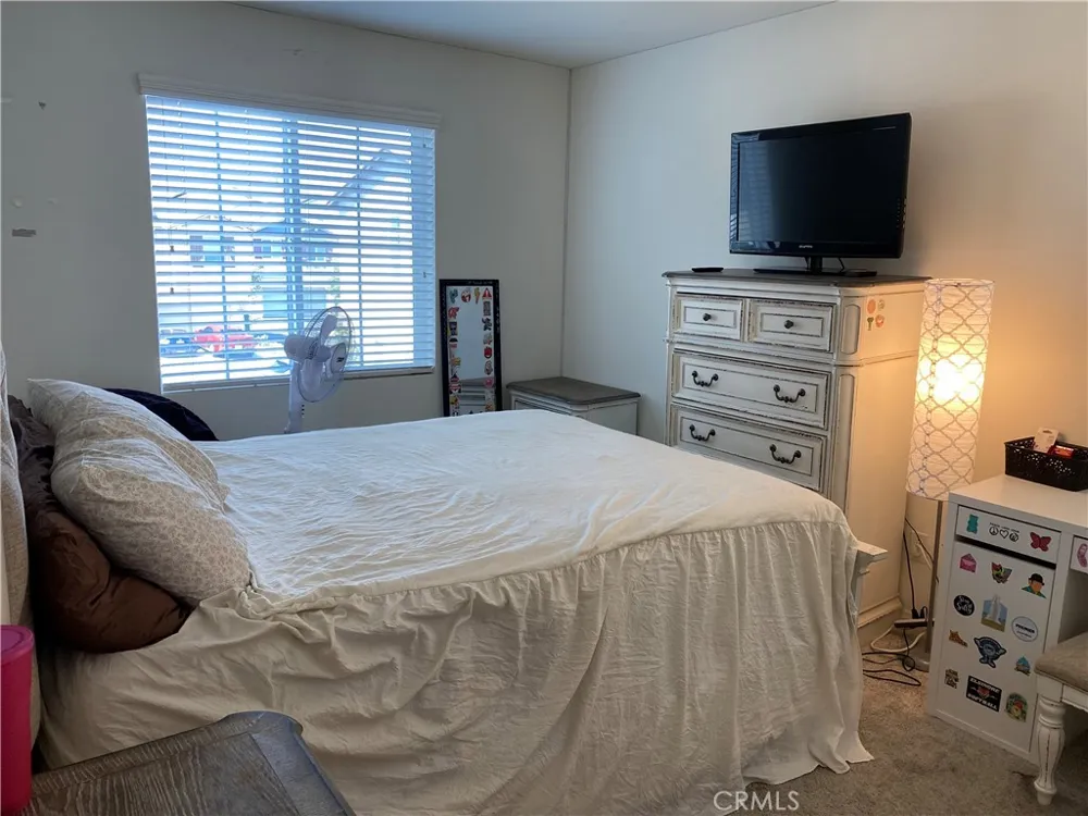934 Helena Ridge Lake Elsinore, CA 92530