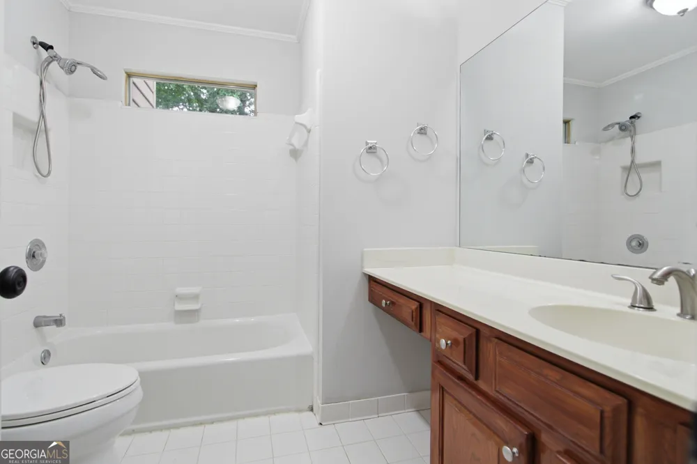 11715 Dunhill Place DR Johns Creek, GA 30005