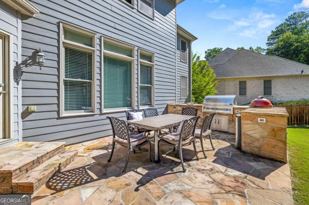 1475 Boomer CIR Suwanee, GA 30024
