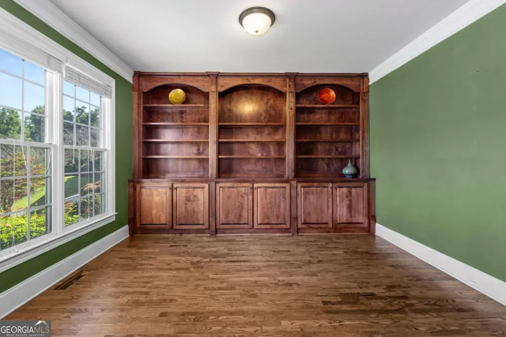 1475 Boomer CIR Suwanee, GA 30024